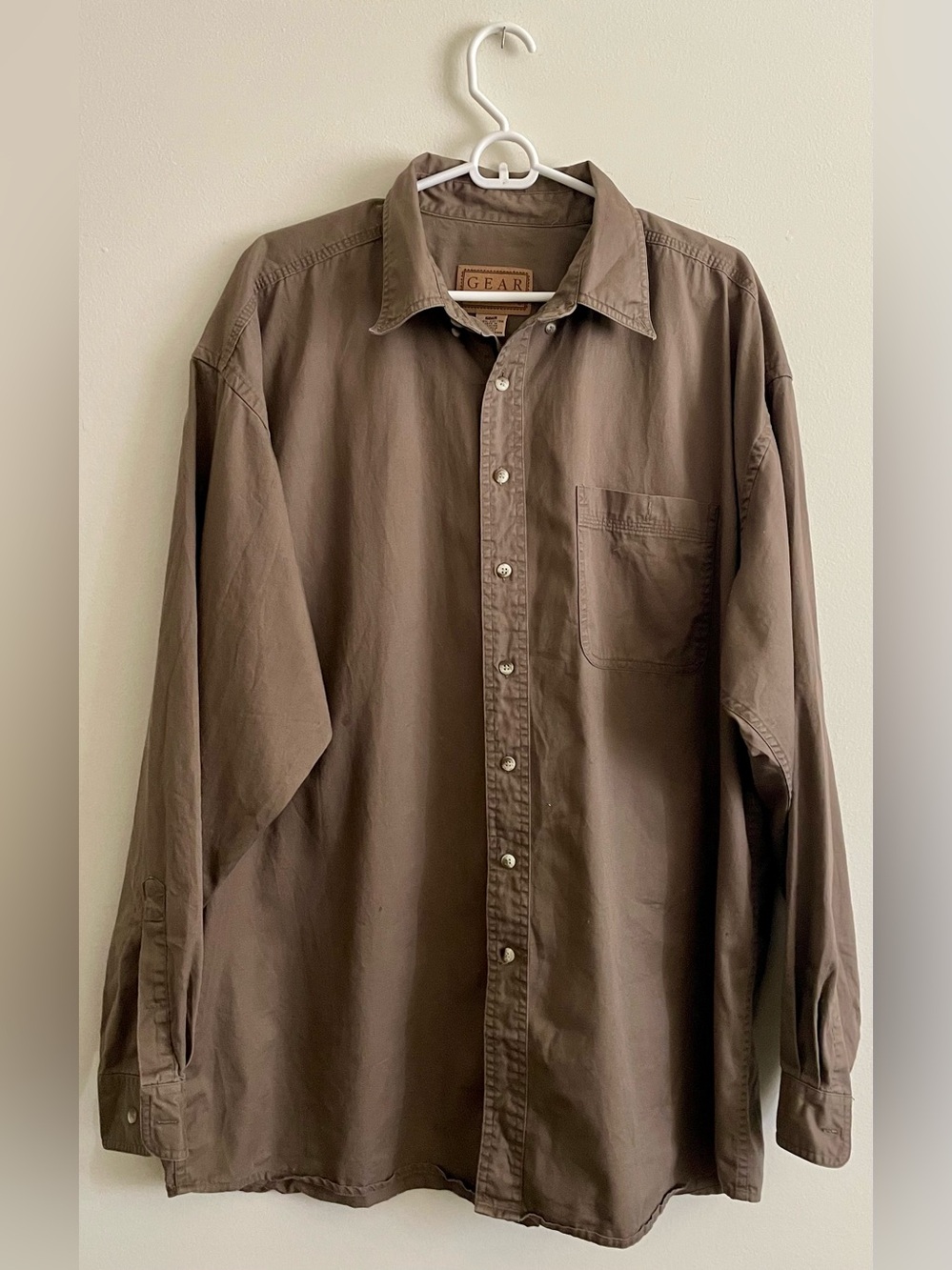 🐻 Gear For Sports Men's Casual Button-Down Shirt 🐻